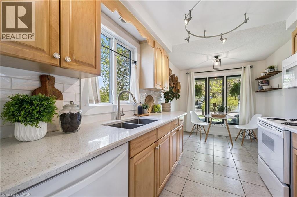 185 Middlebury Drive, Waterloo, Ontario  N2T 2H8 - Photo 16 - 40827244