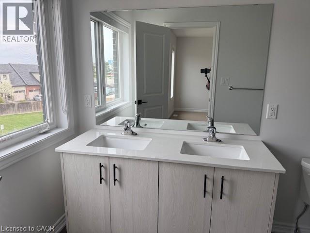 40 Capstone Lane, Hamilton, Ontario  L9C 0E8 - Photo 14 - 40825212