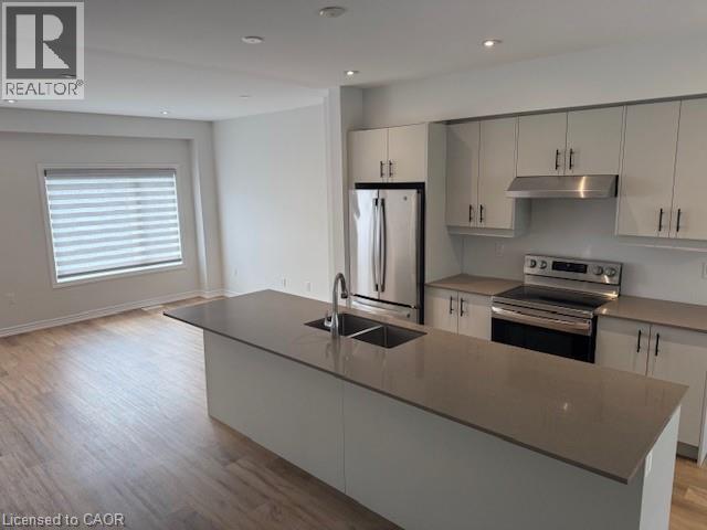 40 Capstone Lane, Hamilton, Ontario  L9C 0E8 - Photo 23 - 40825212