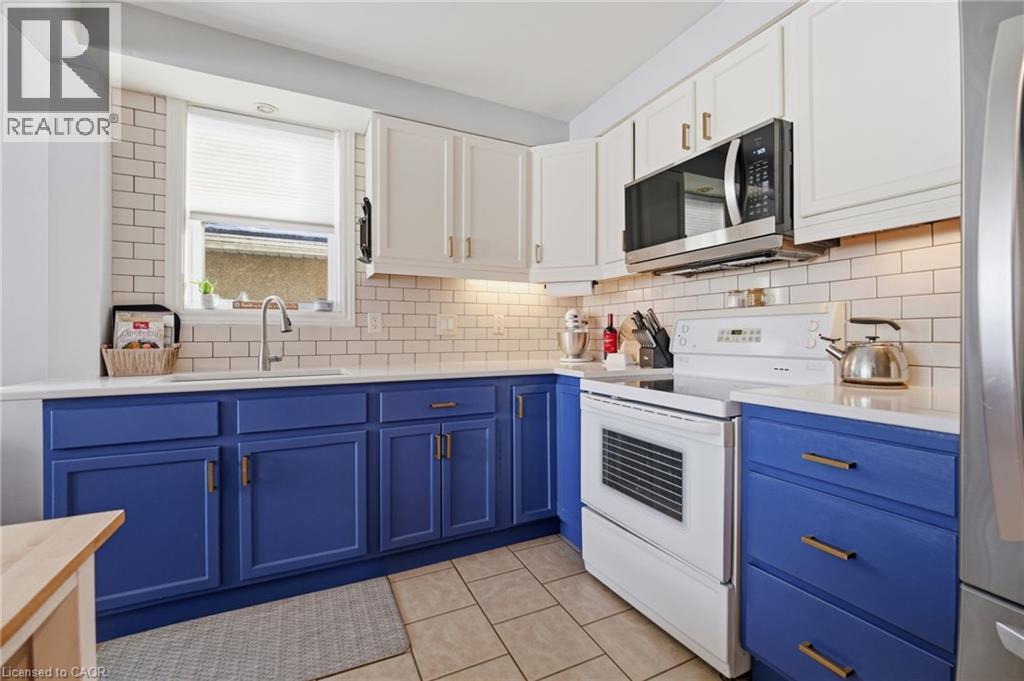 18 Capner Street, St. Catharines, Ontario  L2P 2K3 - Photo 3 - 40807055
