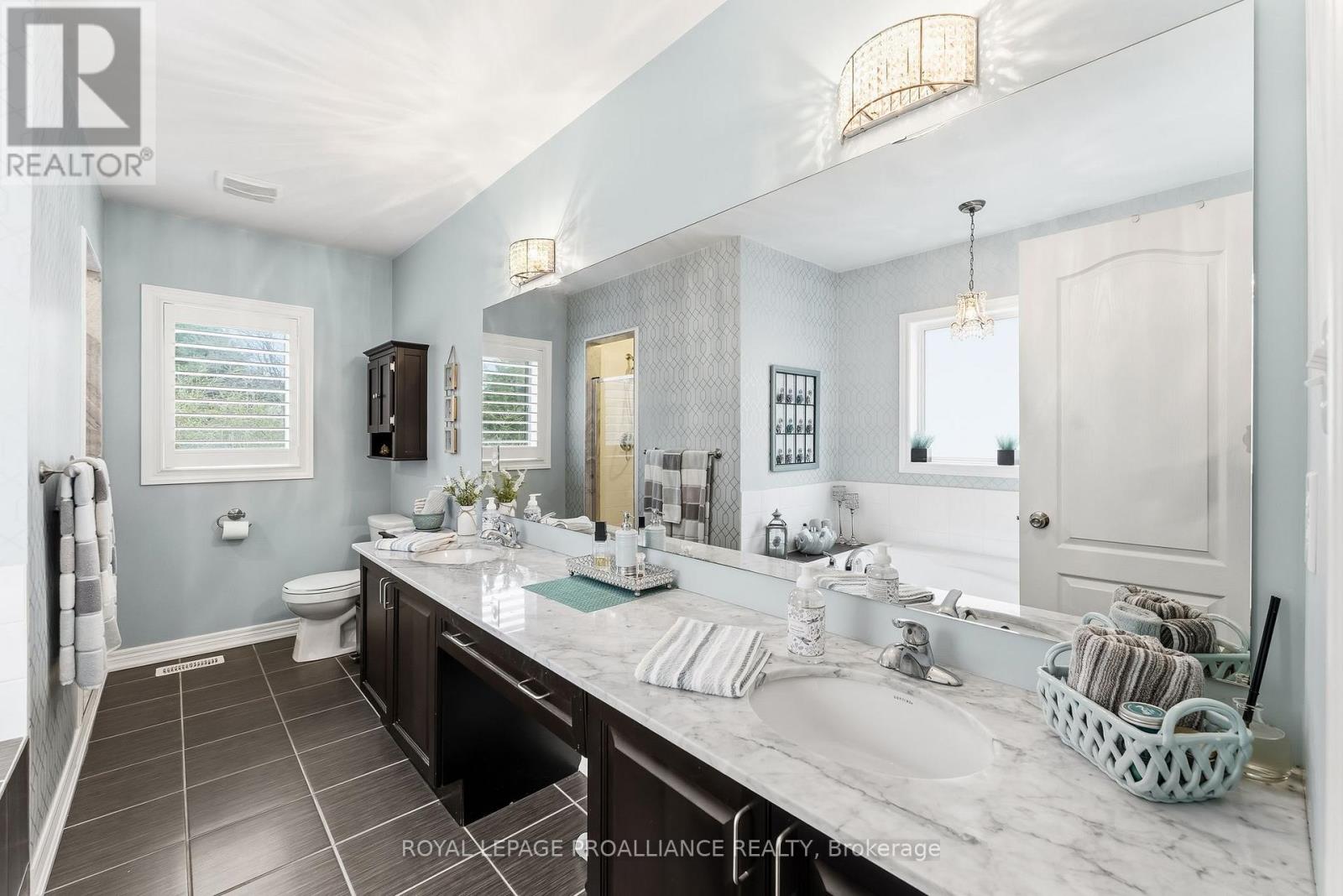 96 White Drive, Port Hope, Ontario  L1A 0B6 - Photo 27 - X13086438
