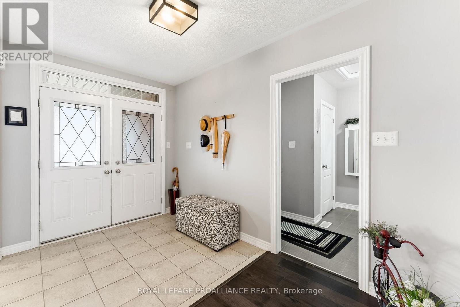 96 White Drive, Port Hope, Ontario  L1A 0B6 - Photo 29 - X13086438