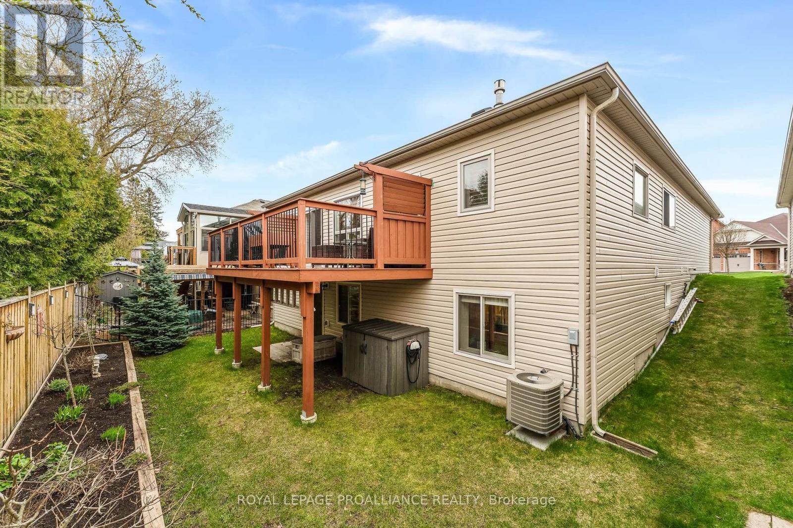 96 White Drive, Port Hope, Ontario  L1A 0B6 - Photo 45 - X13086438