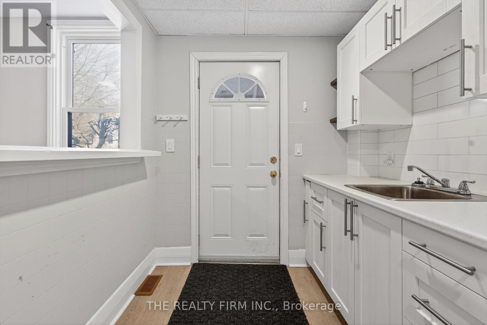 2 - 312 Piccadilly Street, London East, Ontario  N6A 1S5 - Photo 2 - X13086406