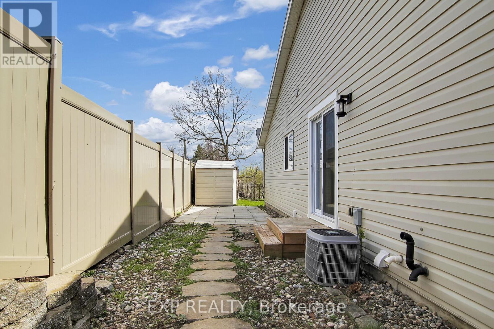 277 Gore Street, Mississippi Mills, Ontario  K0A 1A0 - Photo 44 - X13086314