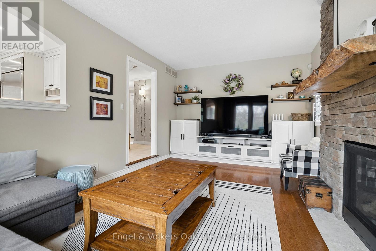 1375 Falgarwood Drive, Oakville, Ontario  L6H 2P4 - Photo 19 - W13086296