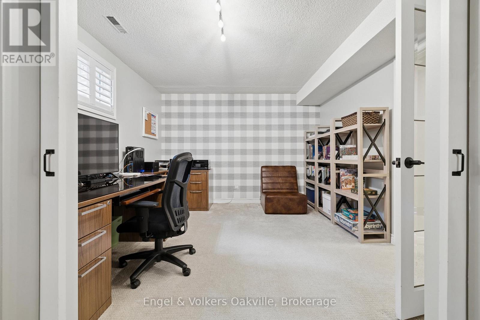 1375 Falgarwood Drive, Oakville, Ontario  L6H 2P4 - Photo 41 - W13086296