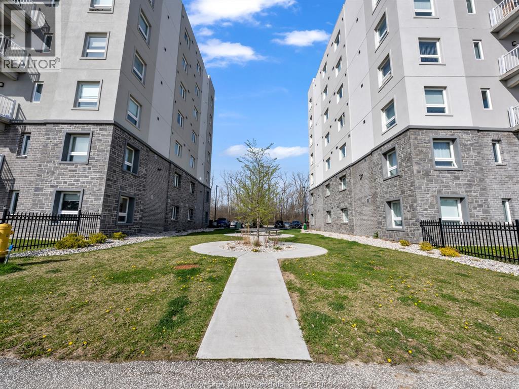 1675 Banwell Unit# 104, Windsor, Ontario  N8P 0G6 - Photo 4 - 26010126