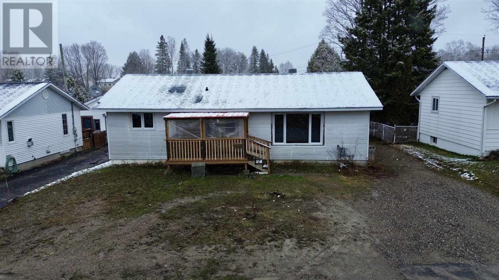 51 Valley CRES, Elliot Lake, Ontario