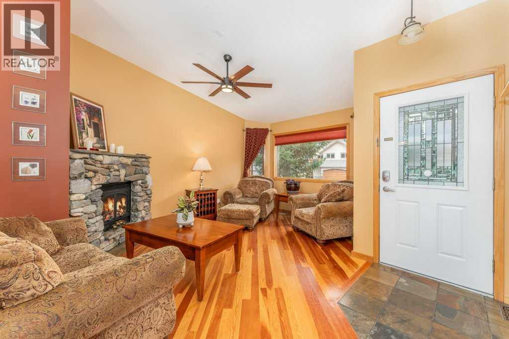 270 Lady Macdonald Drive, Canmore, Alberta  T1W 1H8 - Photo 10 - A2307614