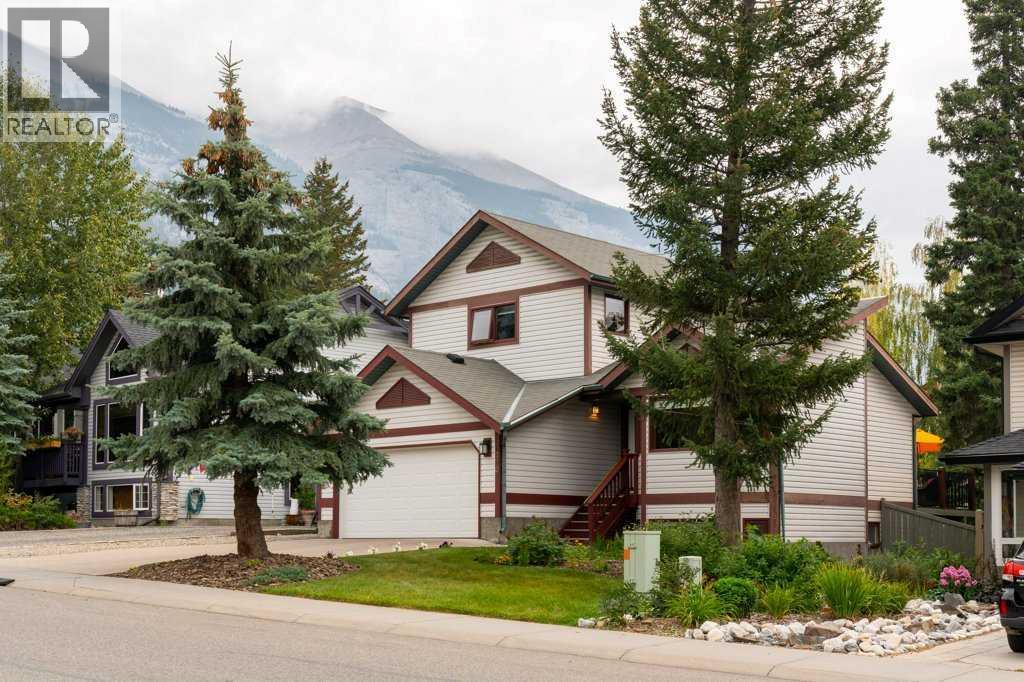 270 Lady Macdonald Drive, Canmore, Alberta  T1W 1H8 - Photo 2 - A2307614
