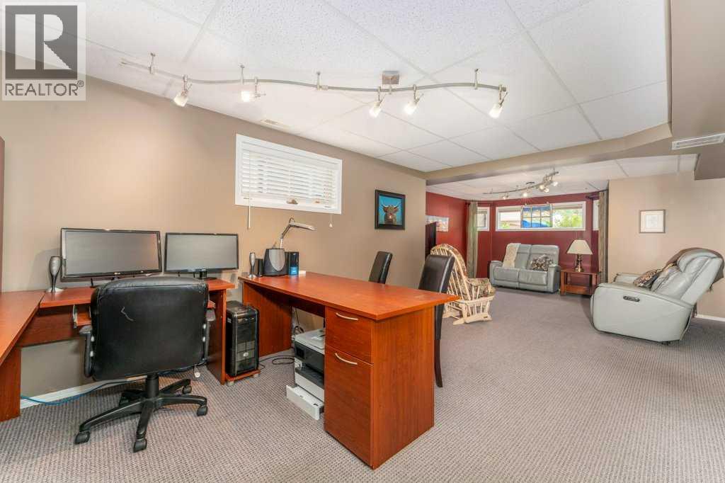 270 Lady Macdonald Drive, Canmore, Alberta  T1W 1H8 - Photo 23 - A2307614