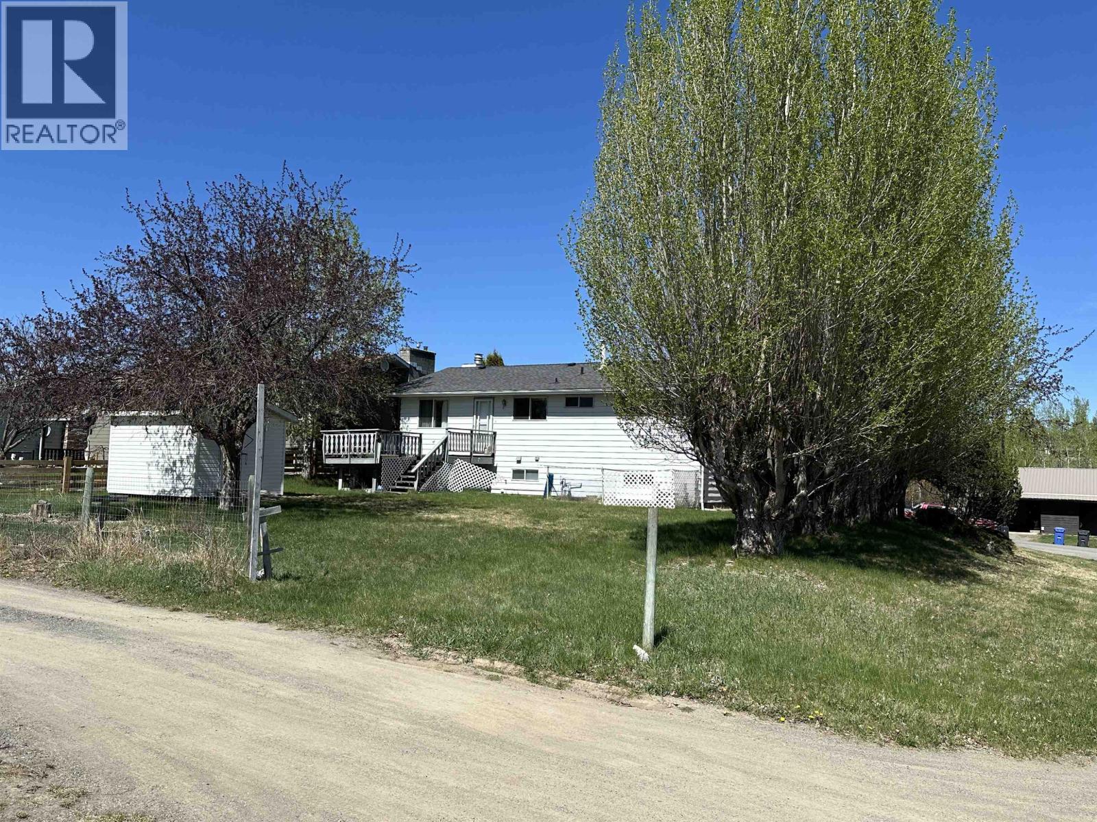 391 N Birch Avenue, 100 Mile House, British Columbia  V0K 2E0 - Photo 7 - R3096427