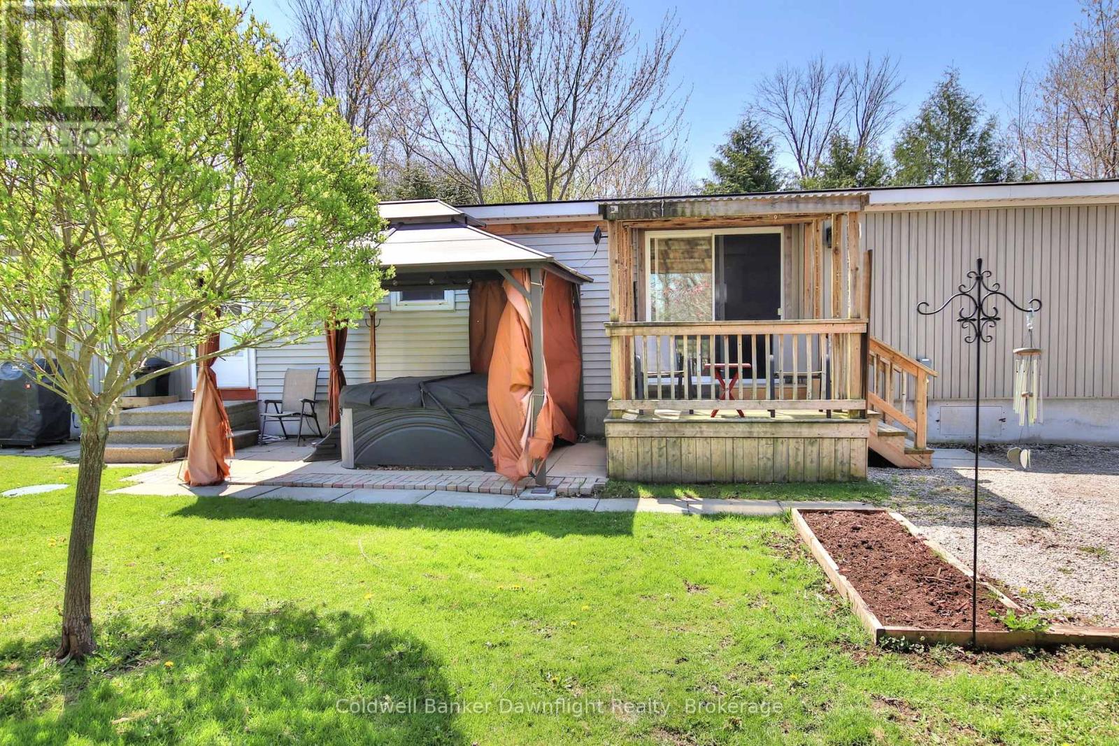 75049 Hensall Rd #8 Second Avenue, Huron East, Ontario  N0K 1W0 - Photo 20 - X13086398