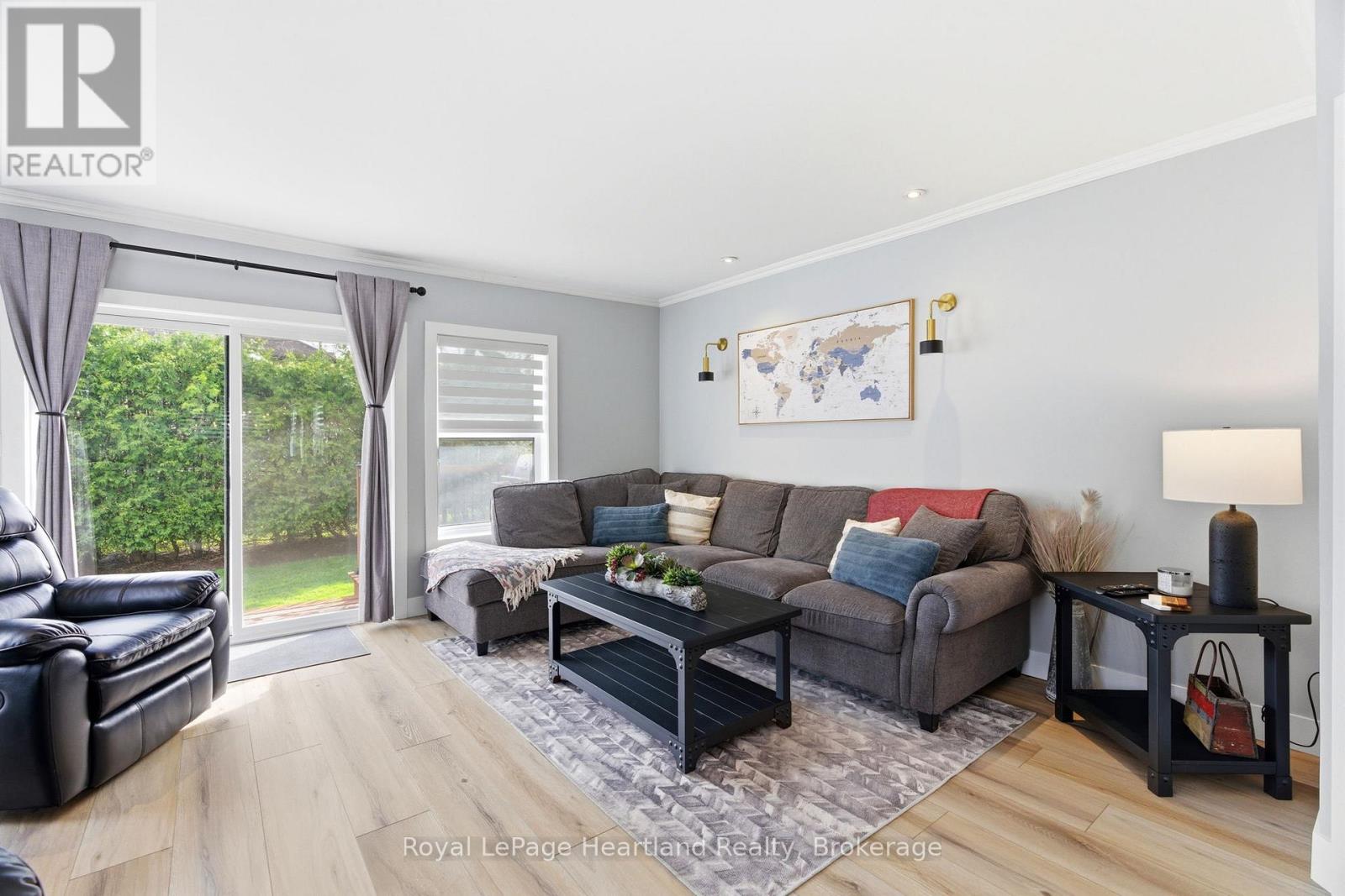 208 Ontario Street, Central Huron, Ontario  N0M 1L0 - Photo 14 - X13086520