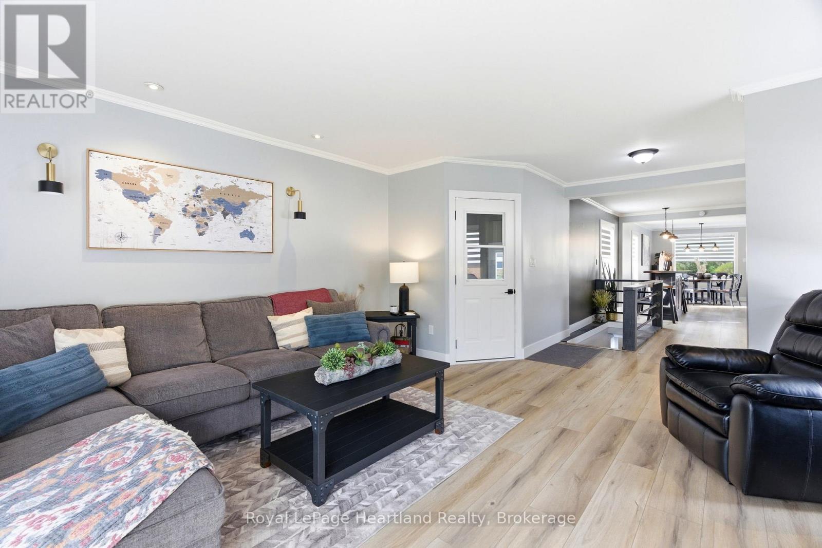 208 Ontario Street, Central Huron, Ontario  N0M 1L0 - Photo 15 - X13086520