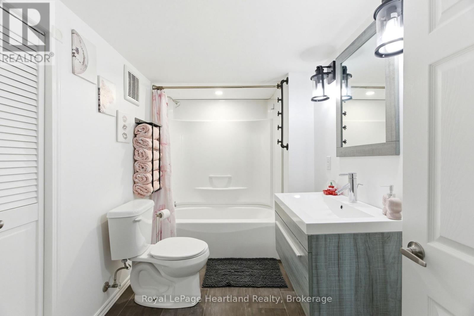 208 Ontario Street, Central Huron, Ontario  N0M 1L0 - Photo 29 - X13086520