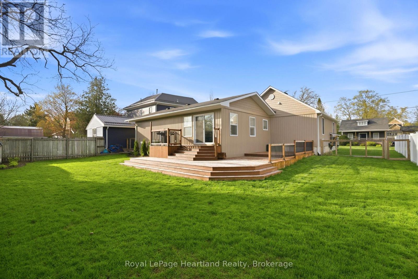 208 Ontario Street, Central Huron, Ontario  N0M 1L0 - Photo 30 - X13086520