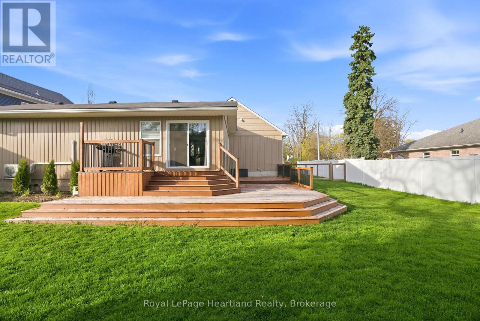 208 Ontario Street, Central Huron, Ontario  N0M 1L0 - Photo 31 - X13086520