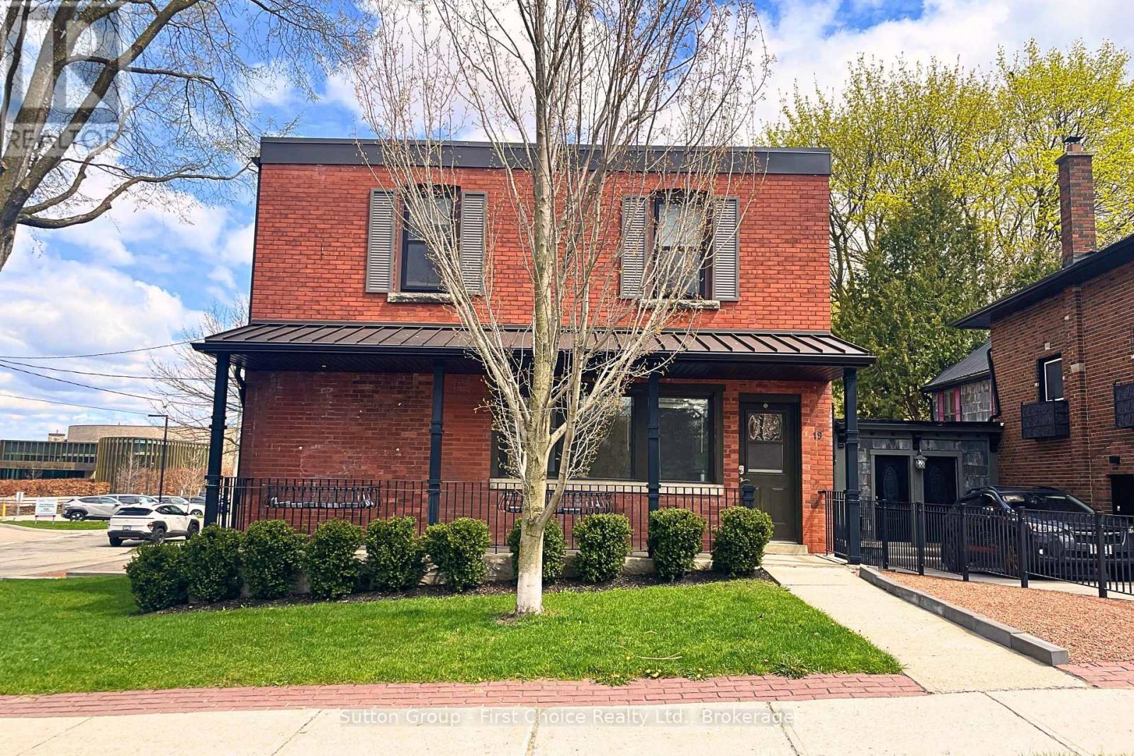 19 Waterloo Street S, Stratford, Ontario  N5A 4A5 - Photo 11 - X13086598