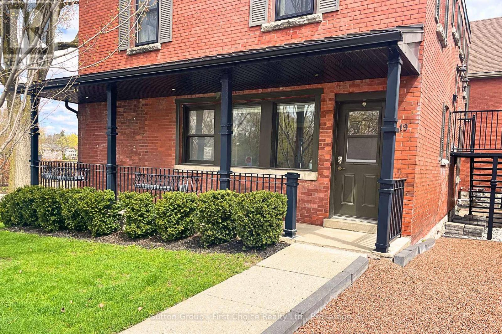 19 Waterloo Street S, Stratford, Ontario  N5A 4A5 - Photo 12 - X13086598
