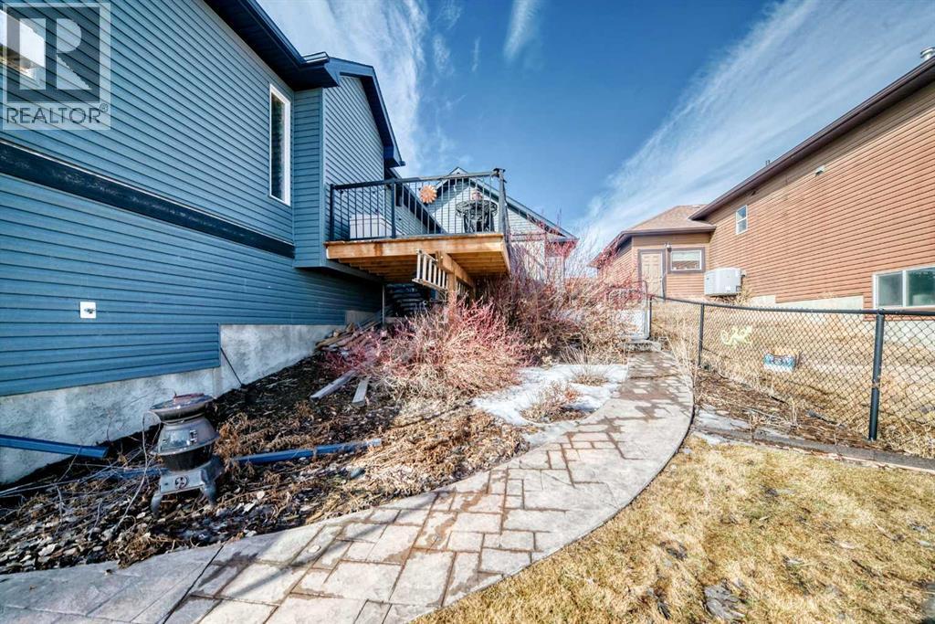 33 Boulder Creek Manor Se, Langdon, Alberta  T0J 1X3 - Photo 41 - A2291251