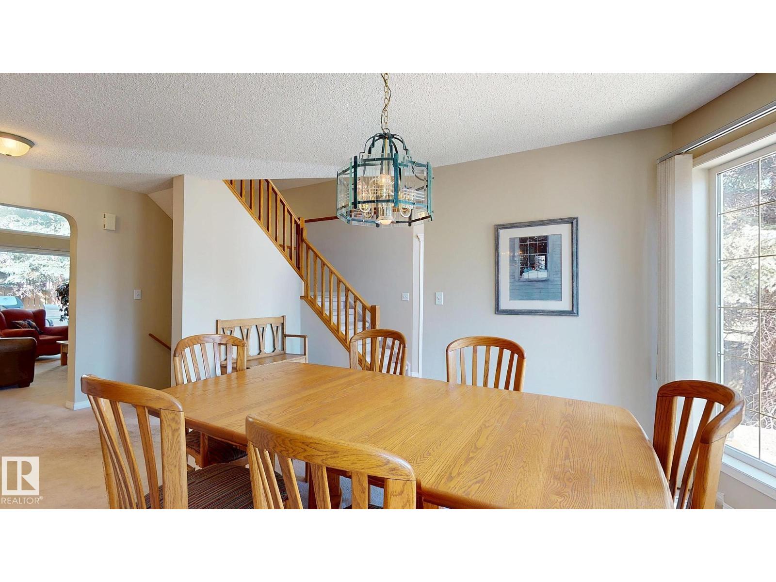 721 Butterworth Dr Nw, Edmonton, Alberta  T6R 2M7 - Photo 14 - E4485819