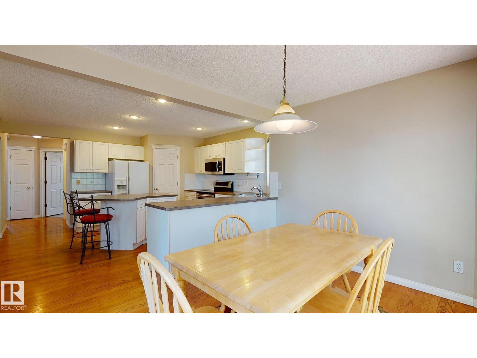 721 Butterworth Dr Nw, Edmonton, Alberta  T6R 2M7 - Photo 29 - E4485819