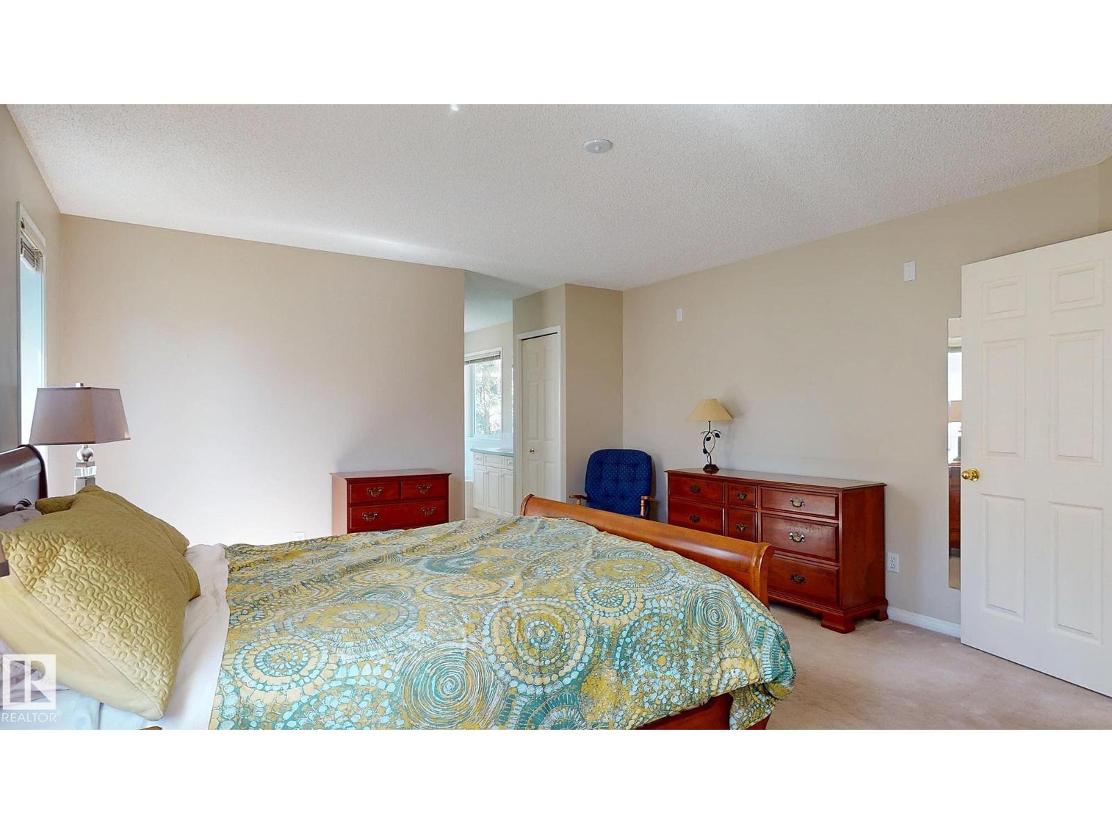 721 Butterworth Dr Nw, Edmonton, Alberta  T6R 2M7 - Photo 37 - E4485819
