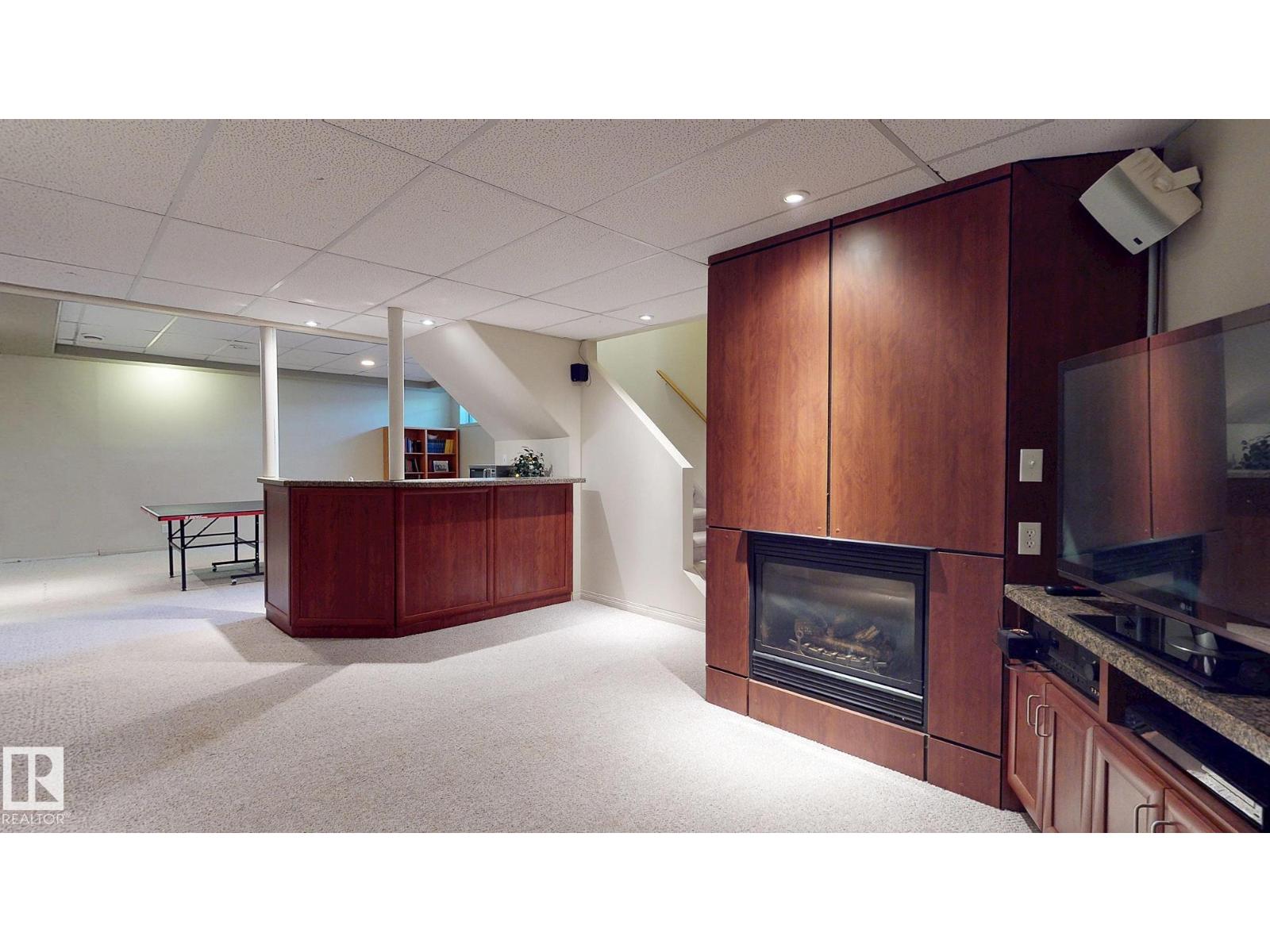 721 Butterworth Dr Nw, Edmonton, Alberta  T6R 2M7 - Photo 49 - E4485819