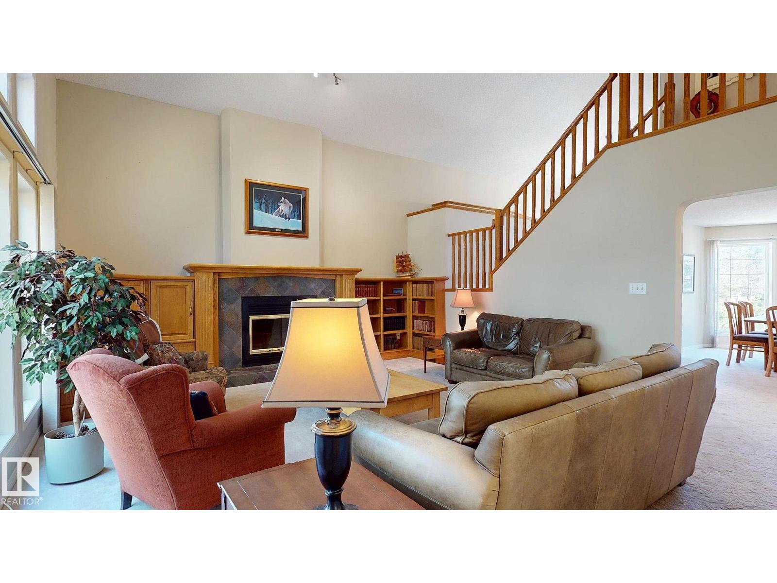 721 Butterworth Dr Nw, Edmonton, Alberta  T6R 2M7 - Photo 9 - E4485819