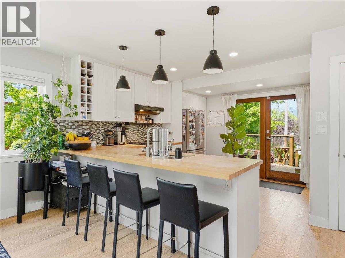 2607 E 5th Avenue, Vancouver, British Columbia  V5M 1N1 - Photo 5 - R3119676