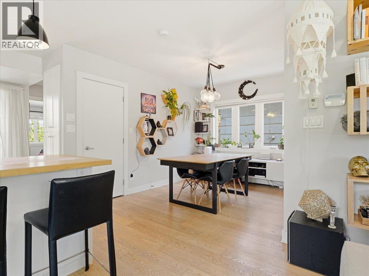 2607 E 5th Avenue, Vancouver, British Columbia  V5M 1N1 - Photo 11 - R3119676