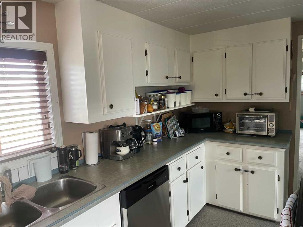 39 Southridge Crescent, Didsbury, Alberta  T0M 0W0 - Photo 3 - A2302735
