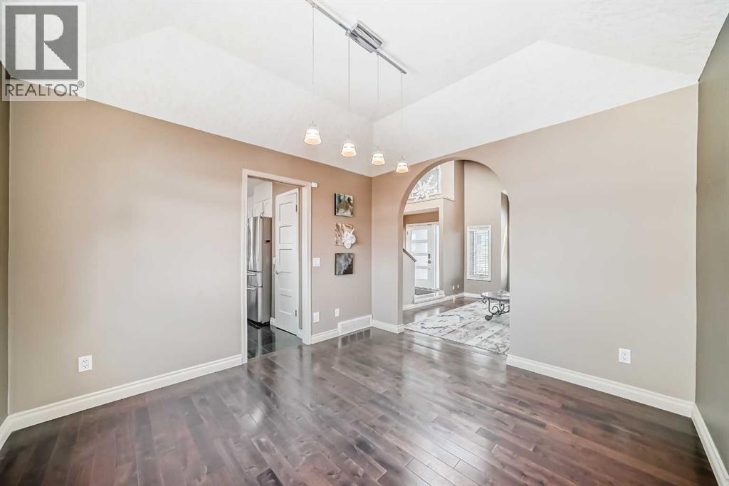 291 East Chestermere Drive, Chestermere, Alberta  T1X 1A2 - Photo 7 - A2305396