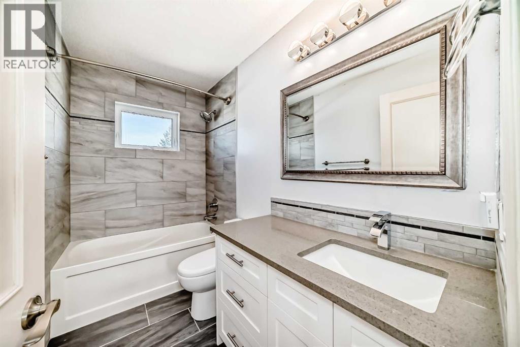 291 East Chestermere Drive, Chestermere, Alberta  T1X 1A2 - Photo 37 - A2305396