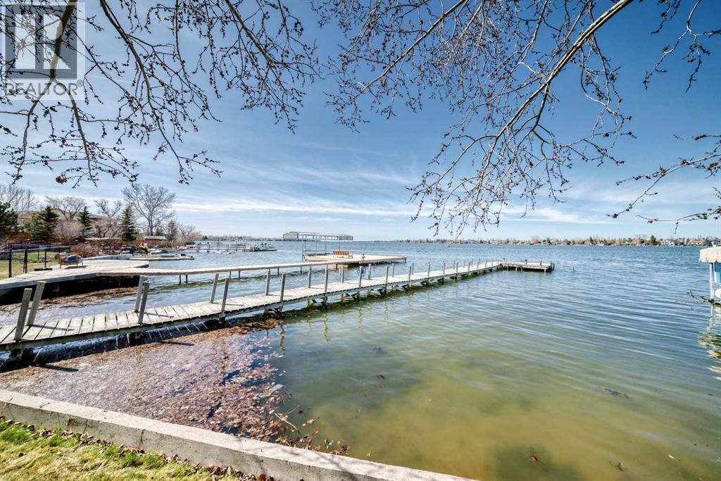 291 East Chestermere Drive, Chestermere, Alberta  T1X 1A2 - Photo 49 - A2305396