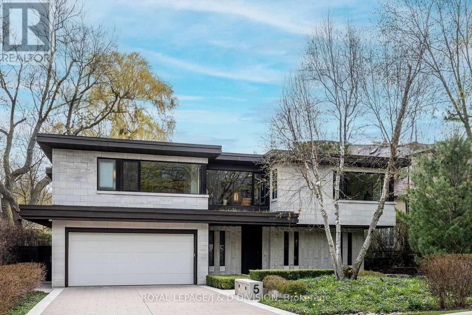5 BROOKFIELD ROAD, Toronto, Ontario