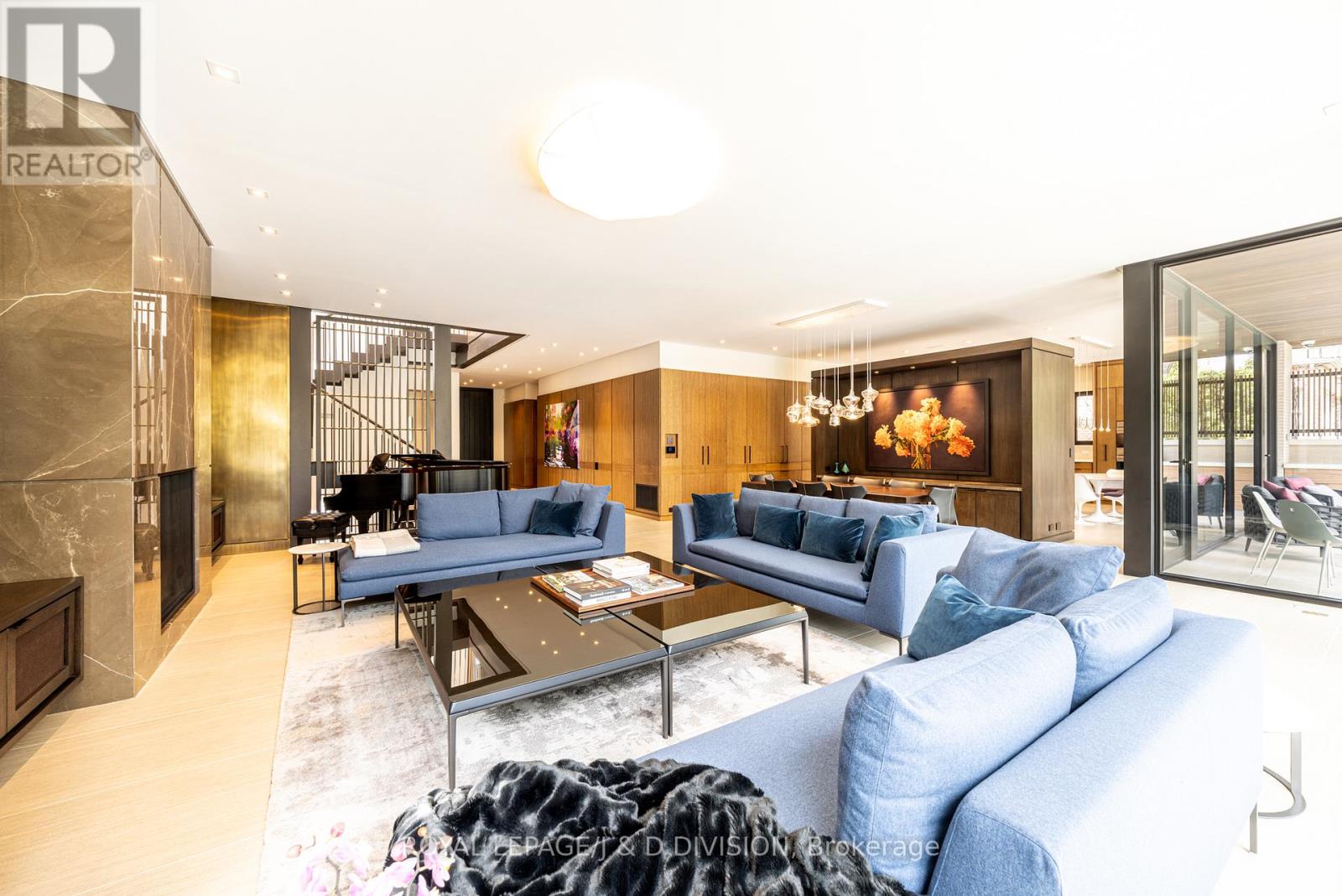 5 Brookfield Road, Toronto, Ontario  M2P 1B1 - Photo 7 - C13086380