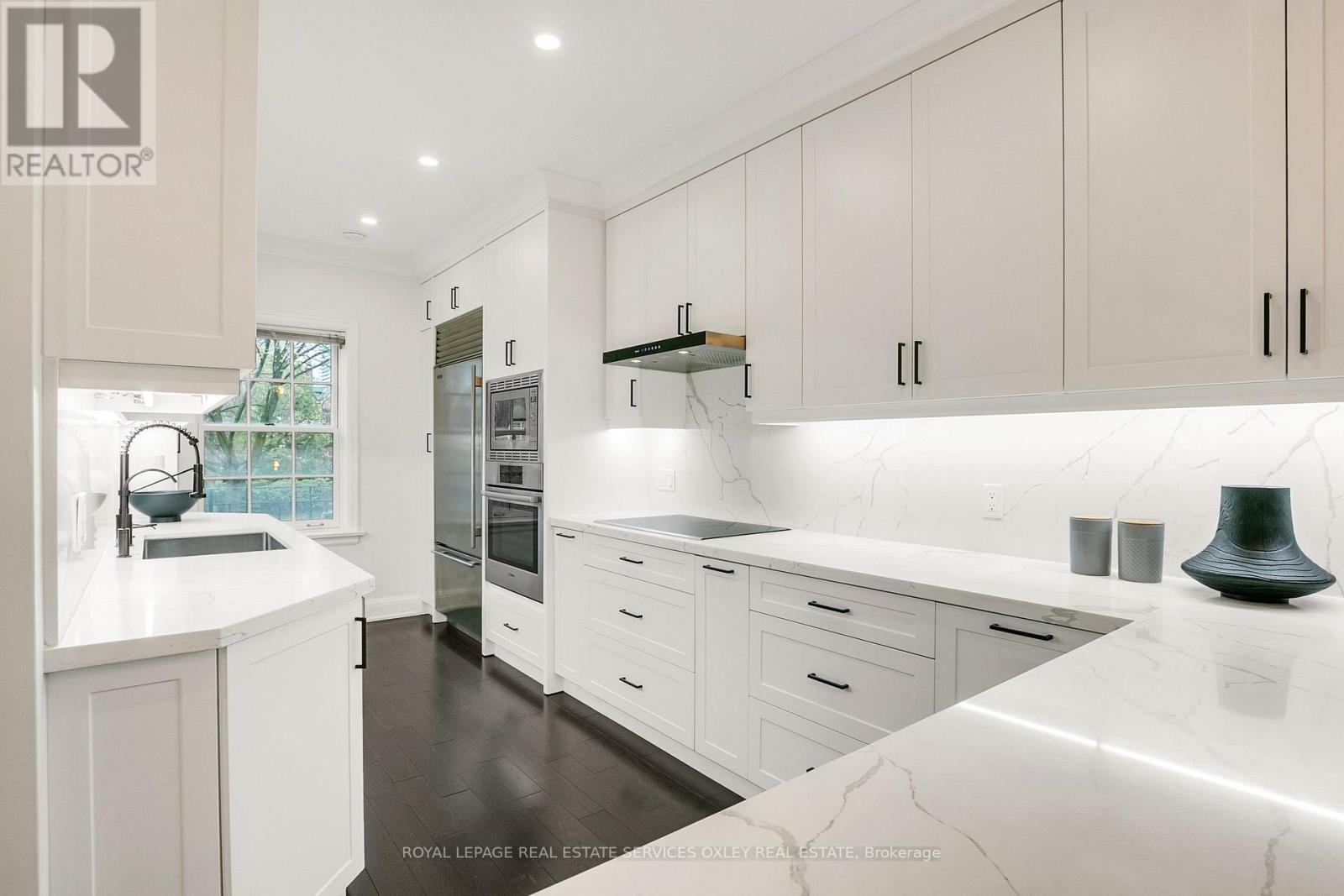102 Elm Avenue, Toronto, Ontario  M4W 1P2 - Photo 17 - C13086492
