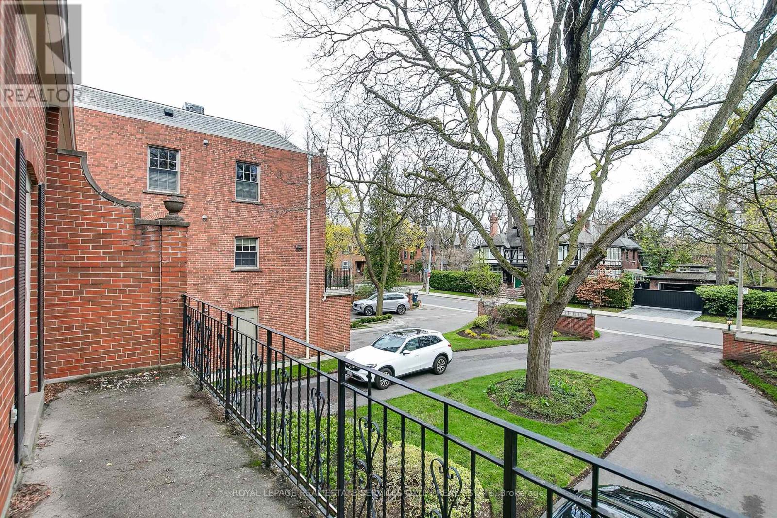 102 Elm Avenue, Toronto, Ontario  M4W 1P2 - Photo 21 - C13086492