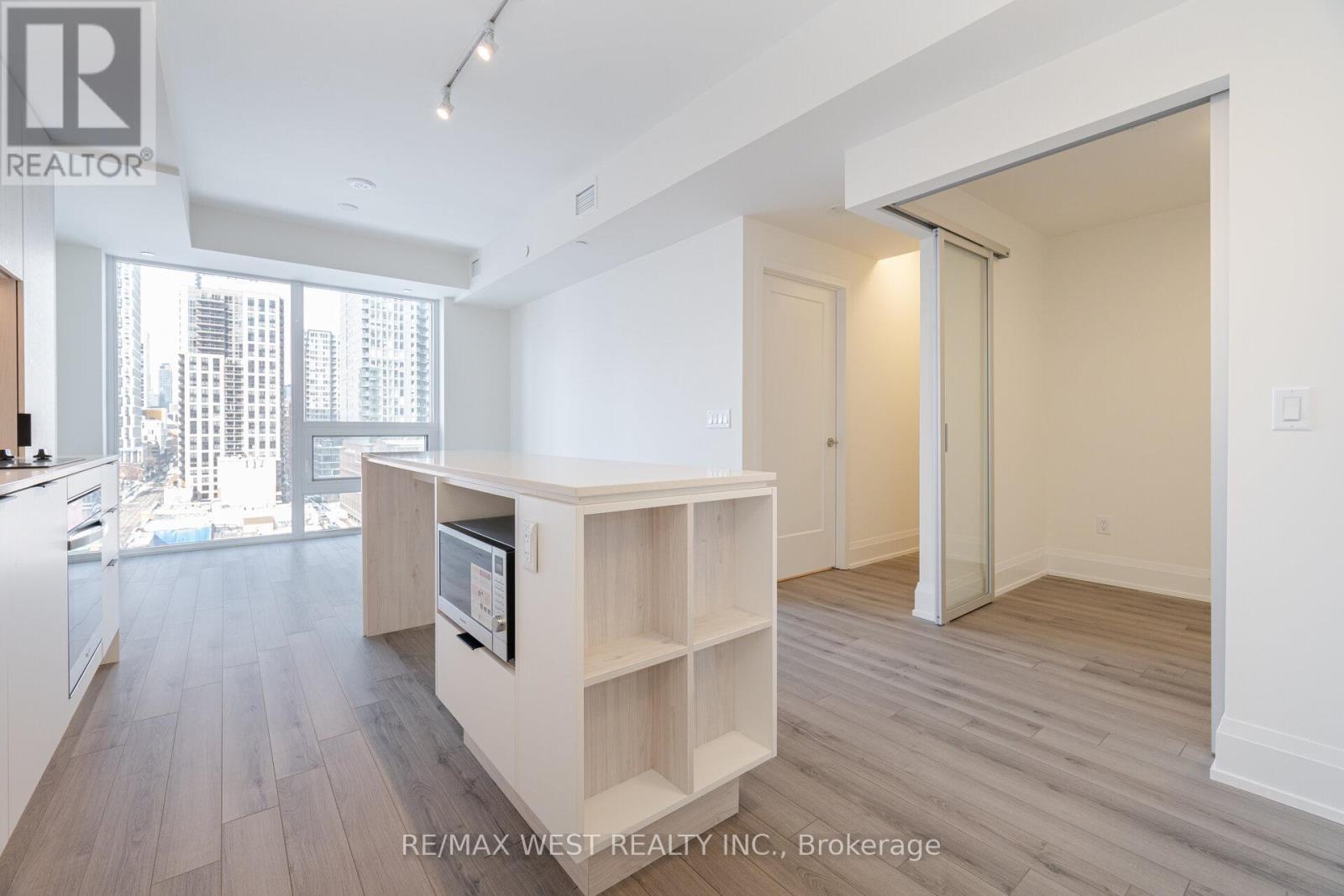 2604 - 89 Church Street, Toronto, Ontario  M5C 0B7 - Photo 3 - C13086530