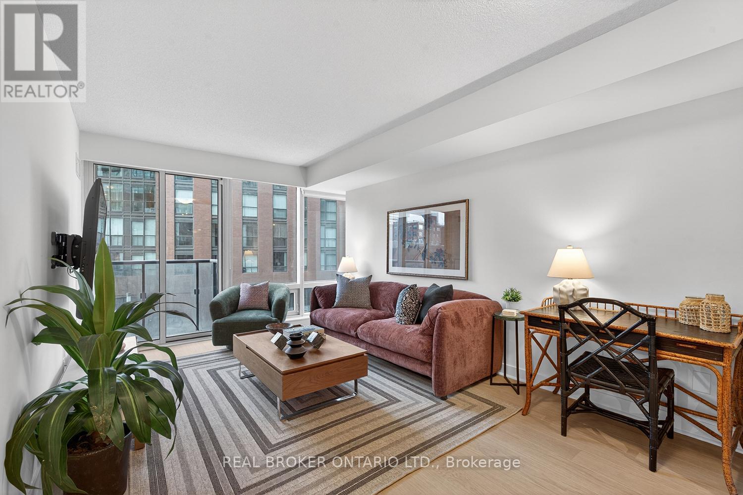 306 - 295 Adelaide Street W, Toronto, Ontario  M5V 0L4 - Photo 11 - C13086582
