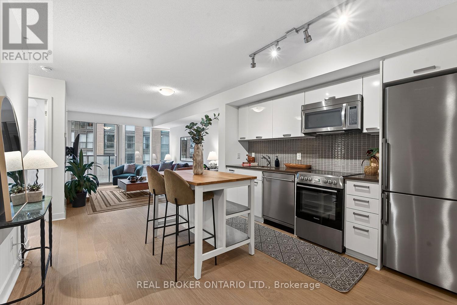 306 - 295 Adelaide Street W, Toronto, Ontario  M5V 0L4 - Photo 4 - C13086582