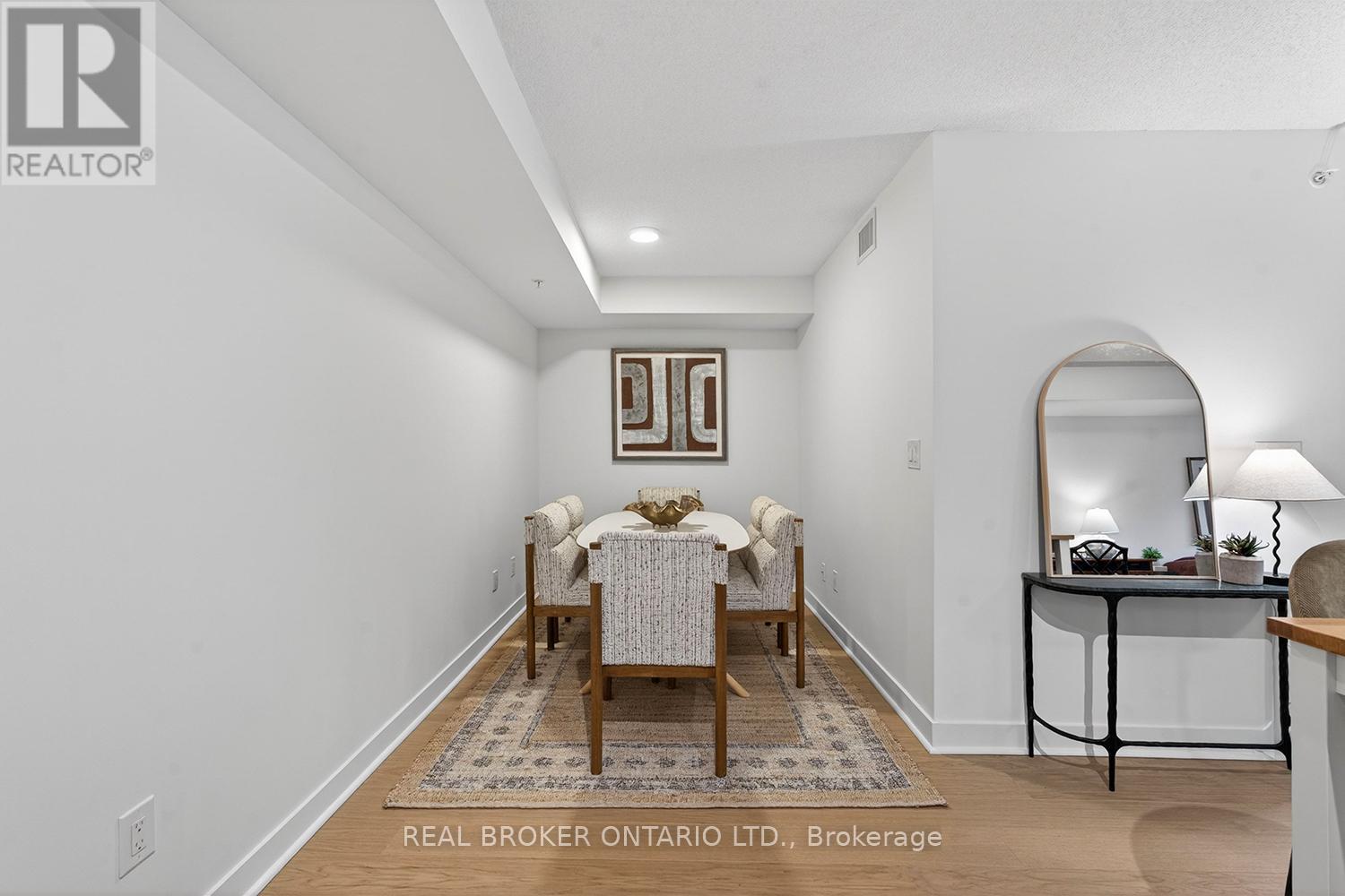 306 - 295 Adelaide Street W, Toronto, Ontario  M5V 0L4 - Photo 6 - C13086582