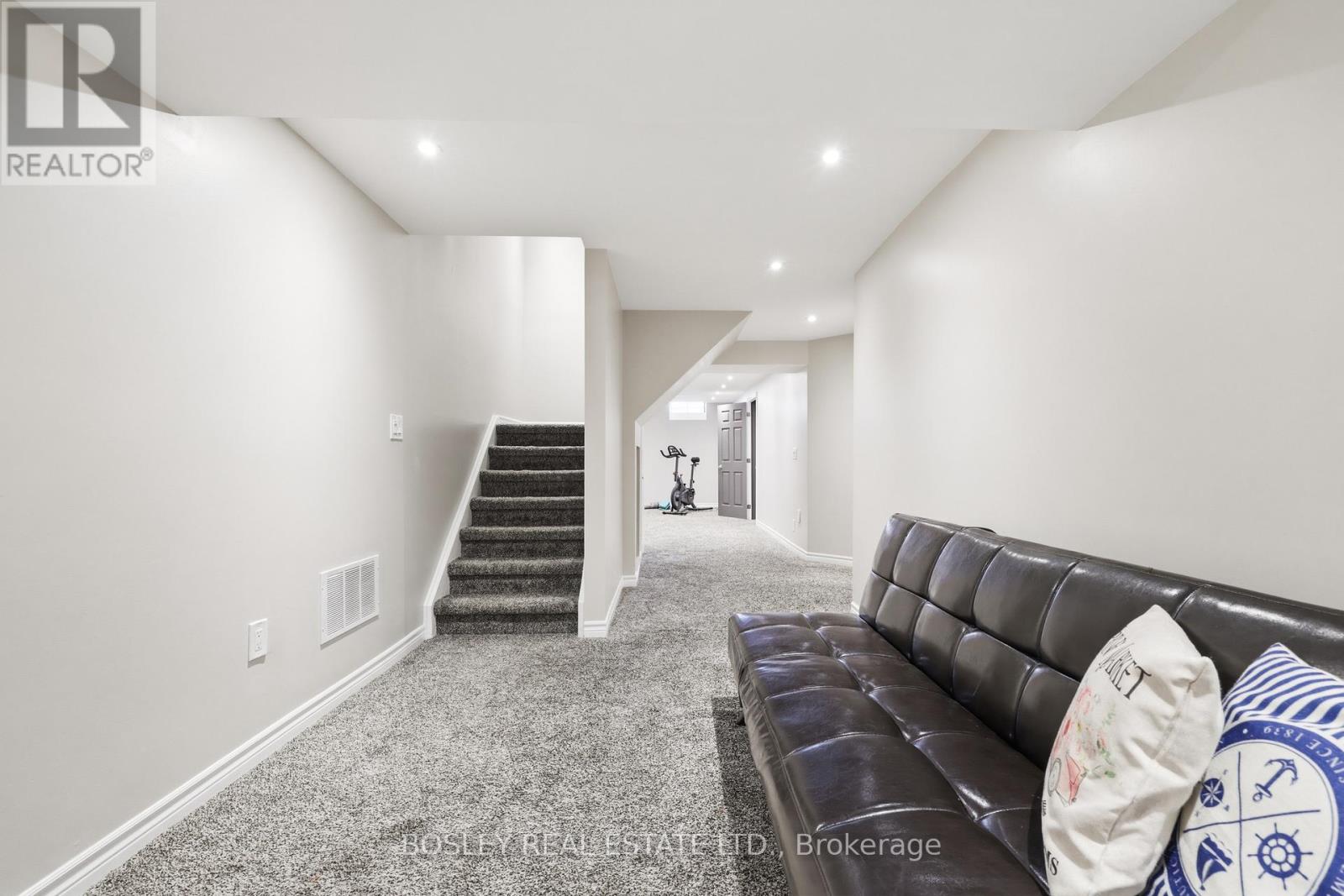 19 Cork Drive, Whitby, Ontario  L1R 2C7 - Photo 38 - E13086350