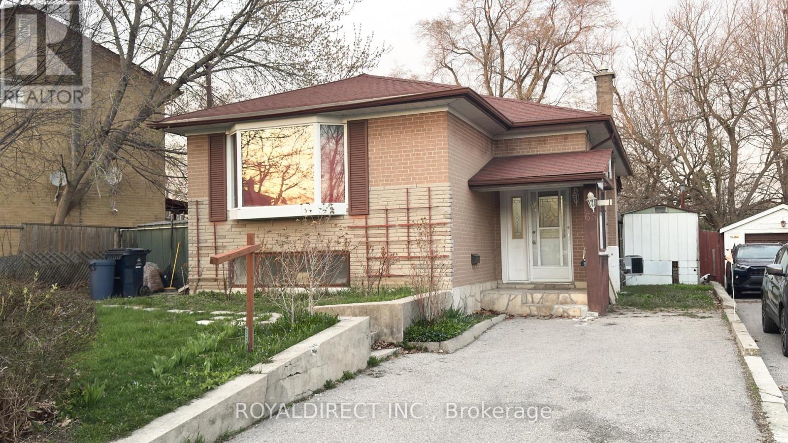 65 Sharbot Avenue, Toronto, Ontario  M1H 1Z2 - Photo 2 - E13086532