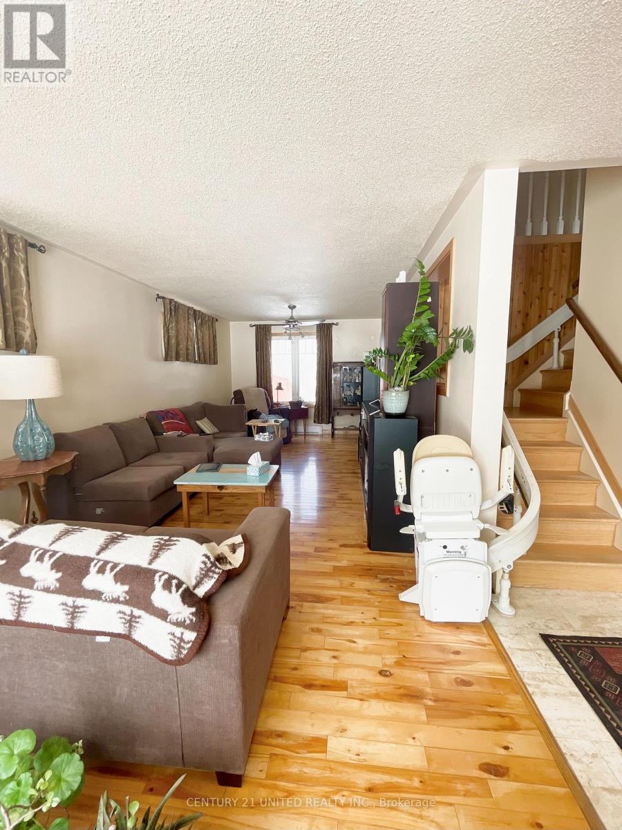 9588 Ardagh Crescent, Hamilton Township, Ontario  K0K 2H0 - Photo 5 - X12967446