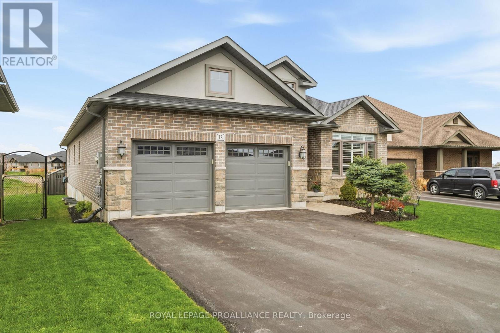 18 Trinity Court, Belleville, Ontario  K8N 0E7 - Photo 2 - X13086140