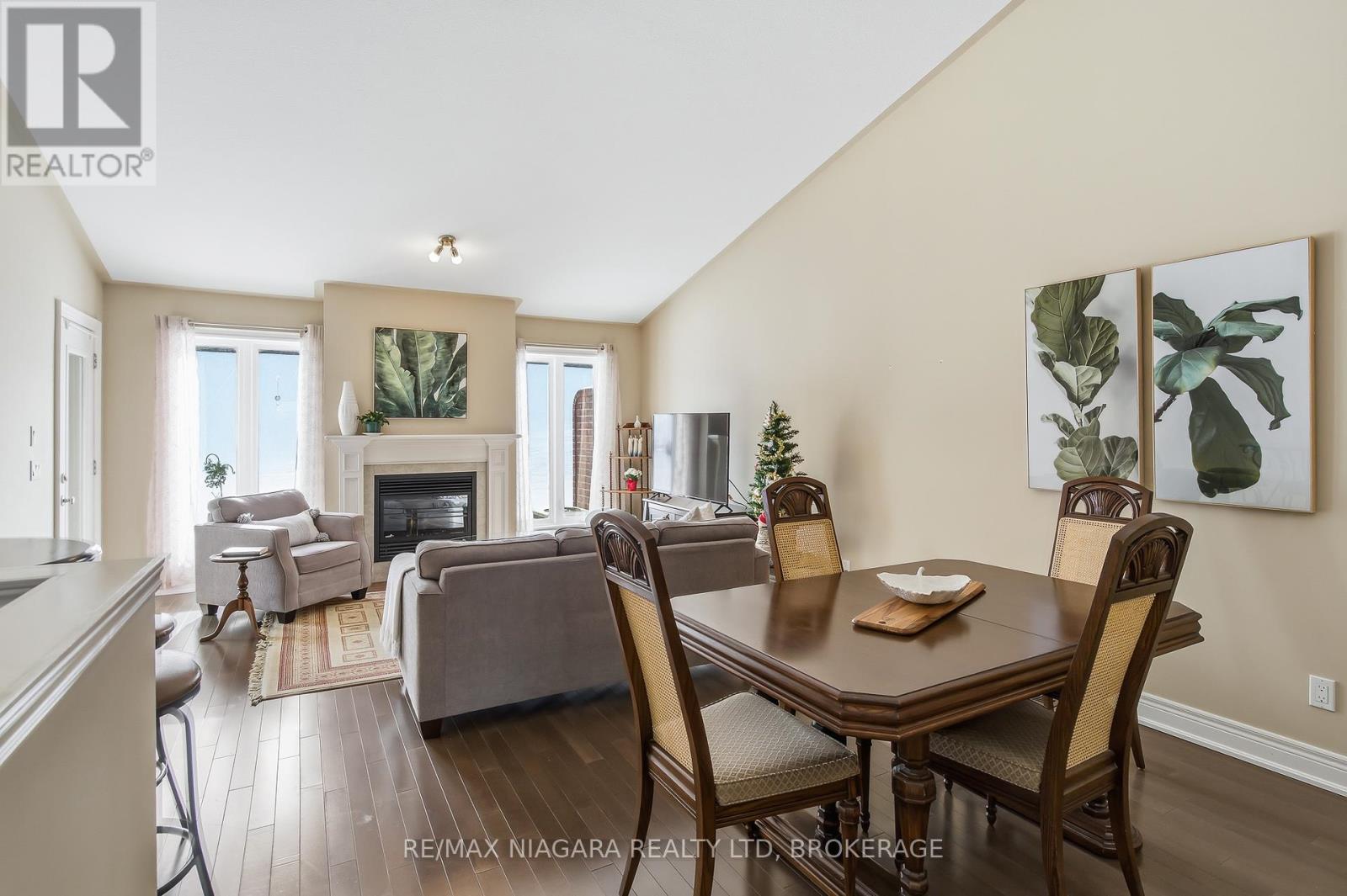 3959 Lower Coach Road, Fort Erie, Ontario  L0S 1S0 - Photo 9 - X12613158